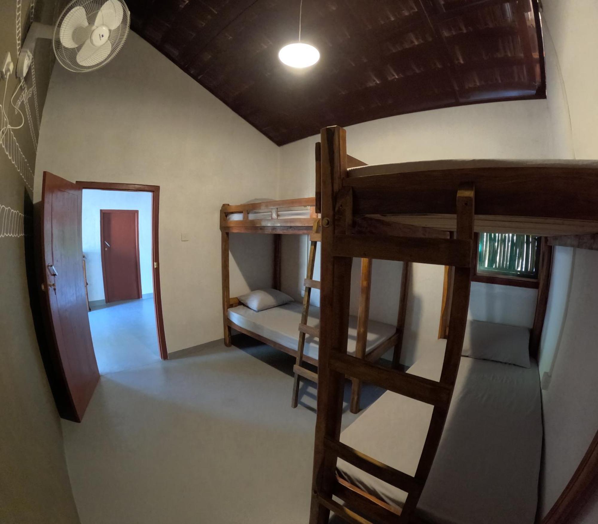 C U Hostel Trikunamalaja Zewnętrze zdjęcie