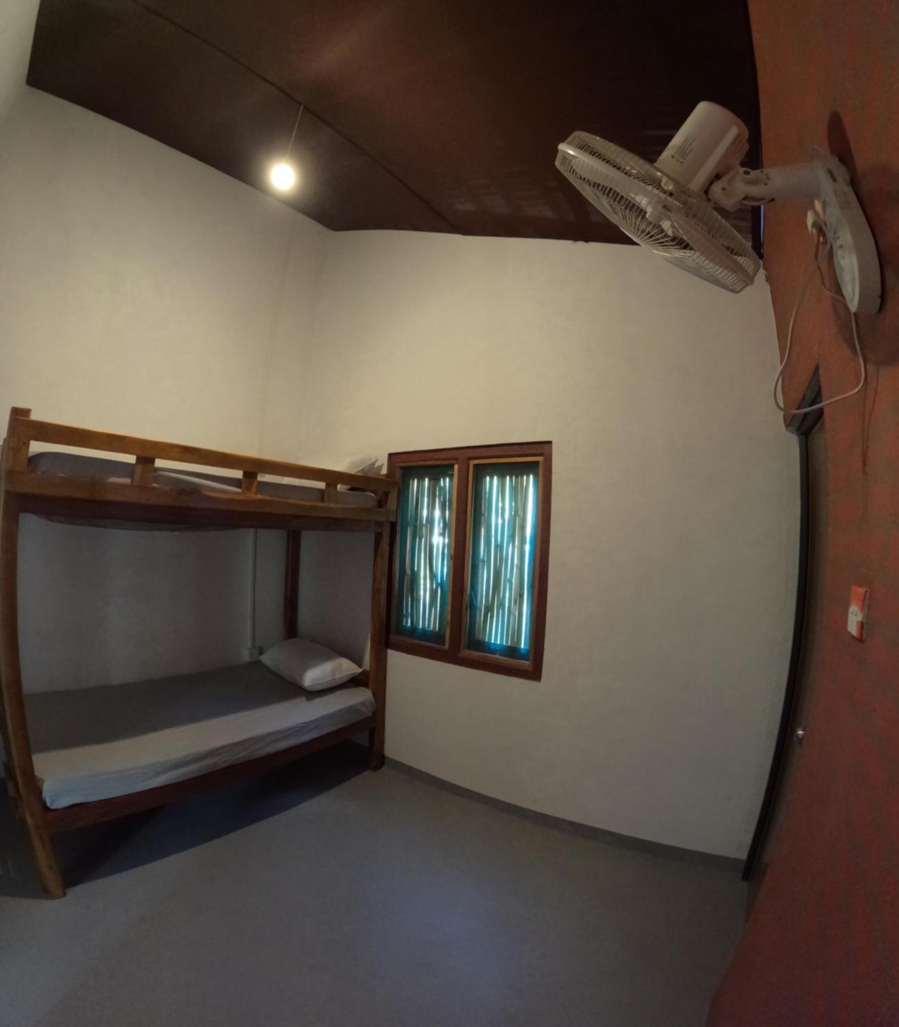 C U Hostel Trikunamalaja Zewnętrze zdjęcie